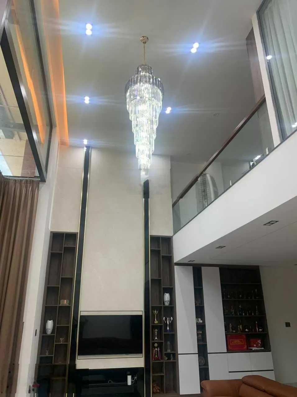 Cần tiền bán nhanh căn biệt thự Galleria 246,5m2 XD 625m2 nội thất cao cấp giá 26.5ỷ 0932 991 ***