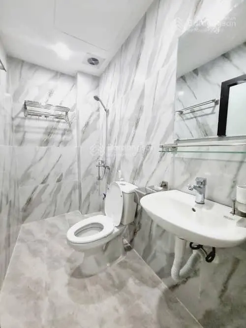 Tìm đâu căn nhà dòng tiền ổn định, thang máy riêng, thoáng đãng, cực rộng