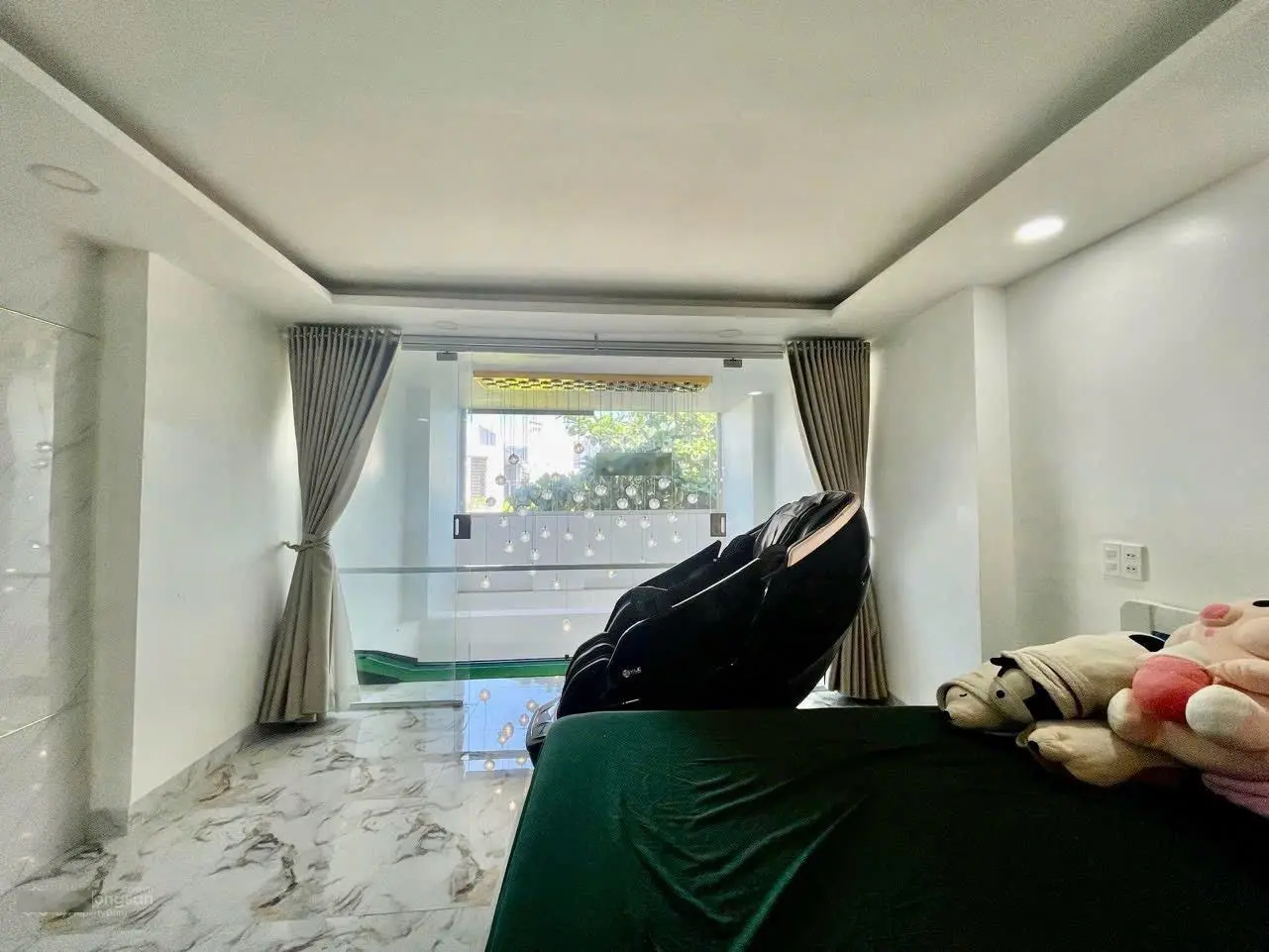 Nhà 4 tầng Kinh Doanh Trần Nhật Duật, 66,1m2 ngang 4m gia tốt nhất chỉ 10,5 tỷ