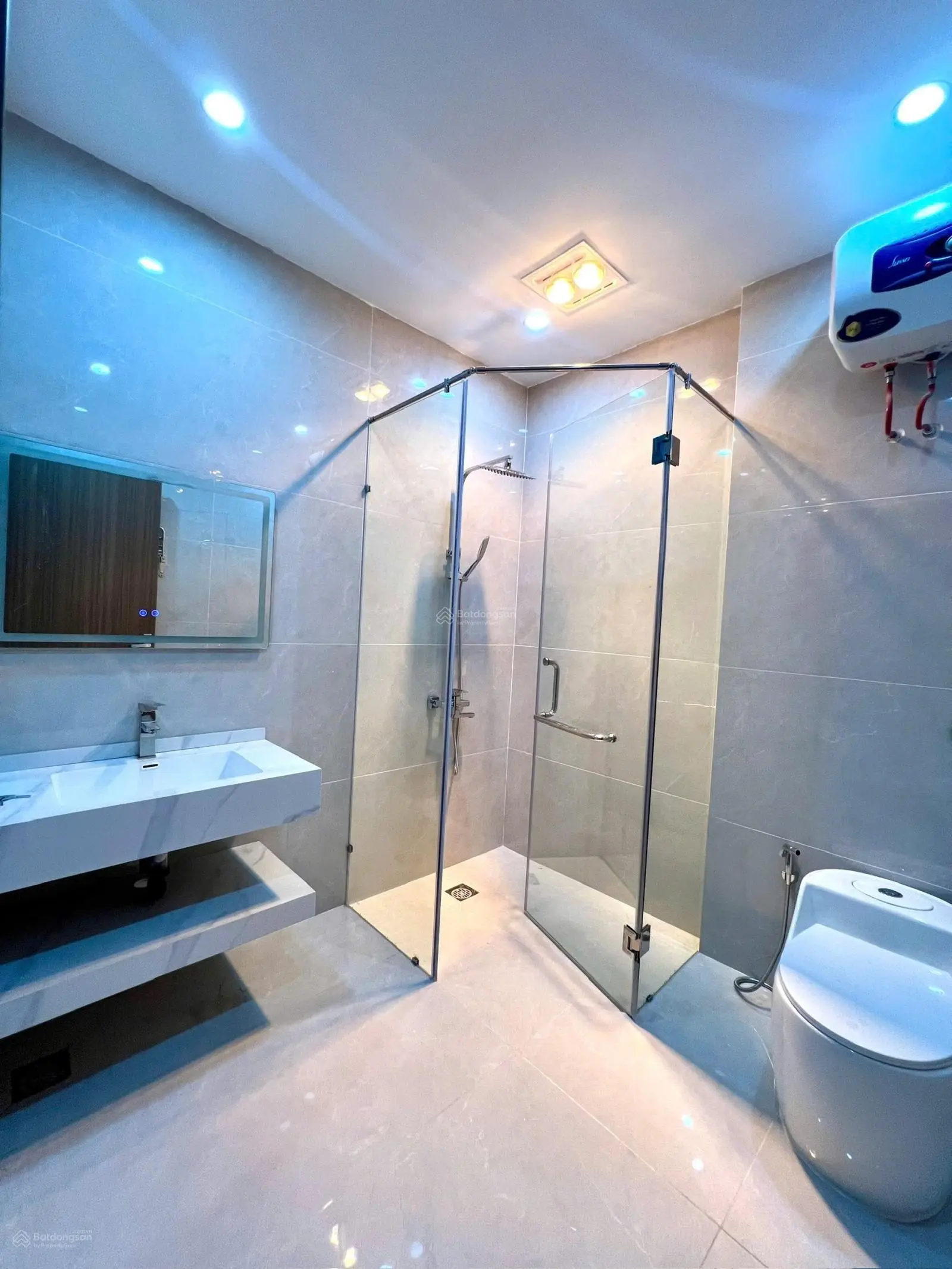 Bán gấp nhà riêng 3 tầng tại phường vĩnh niệm, giá 4,12 tỷ, diện tích 71m2