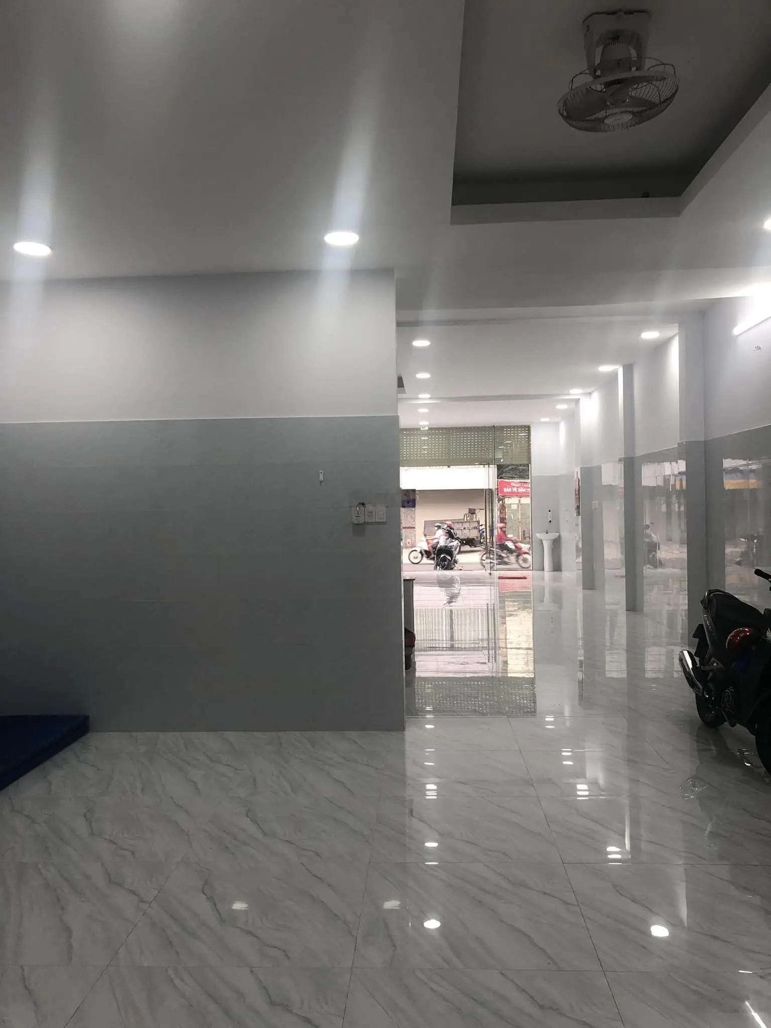 Bán nhà khu Tên Lửa, MT đường Số 4, P. Bình Trị Đông B, 6 x 22m, 4.5 tấm, giá 23.9 tỷ.