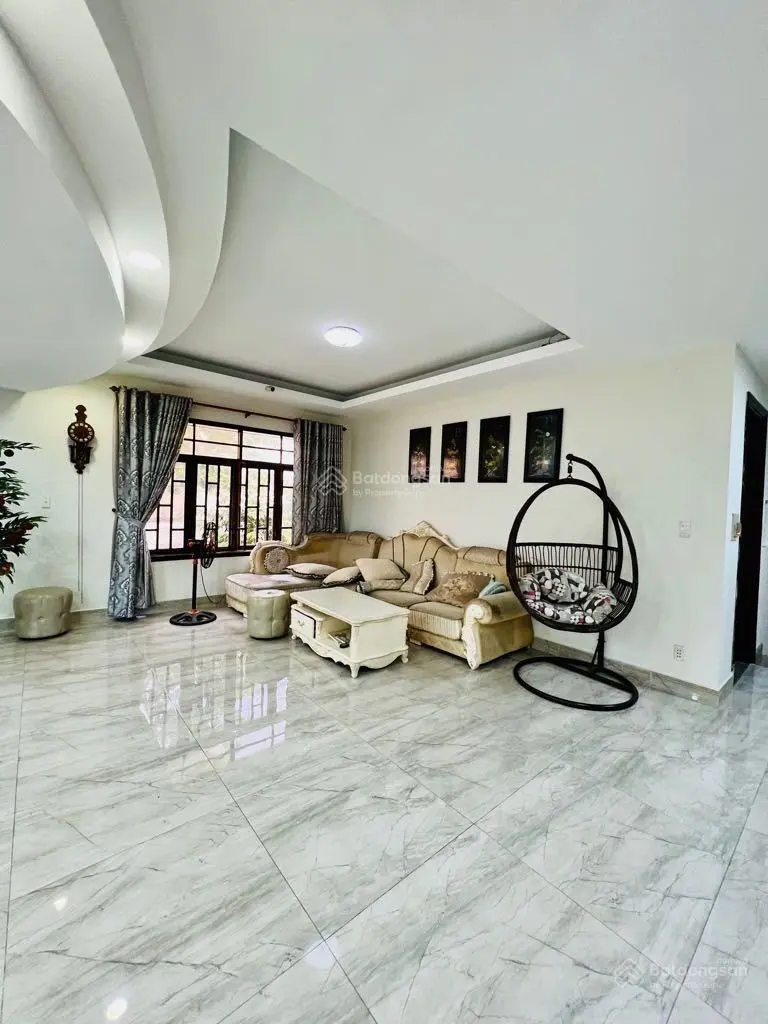 Biệt thự siêu sang - 968m2 - 4 tầng - ngang 18 - Đ. Phạm Thế Hiển phường 7 - quận 8 - giá 38tỷ (TL)
