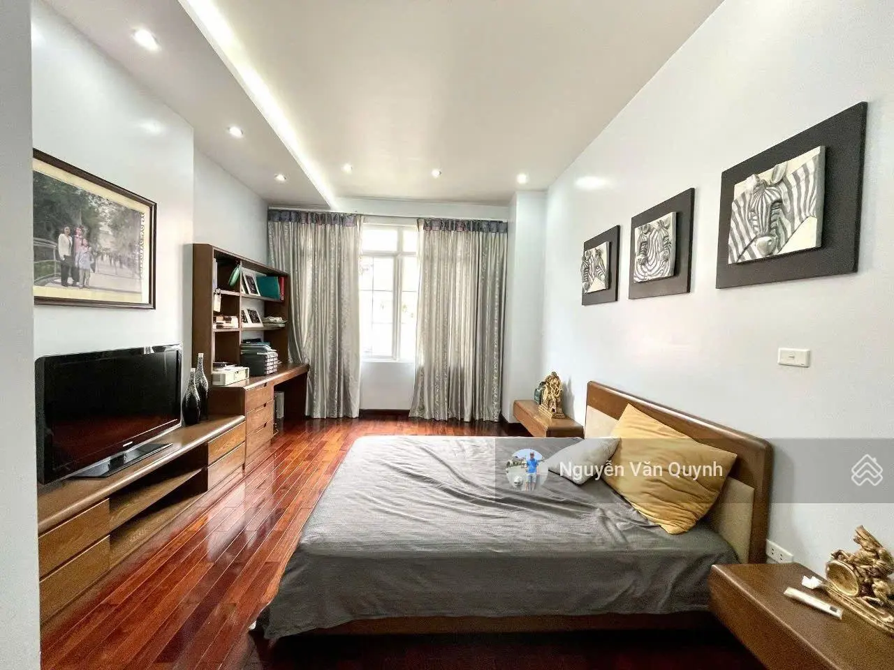 Chính chủ bán biệt thự Cầu Giấy 95m2 xây 4 tầng mt 8m full đồ, thang máy, gara ôtô 32 tỷ, sổ sẵn gd
