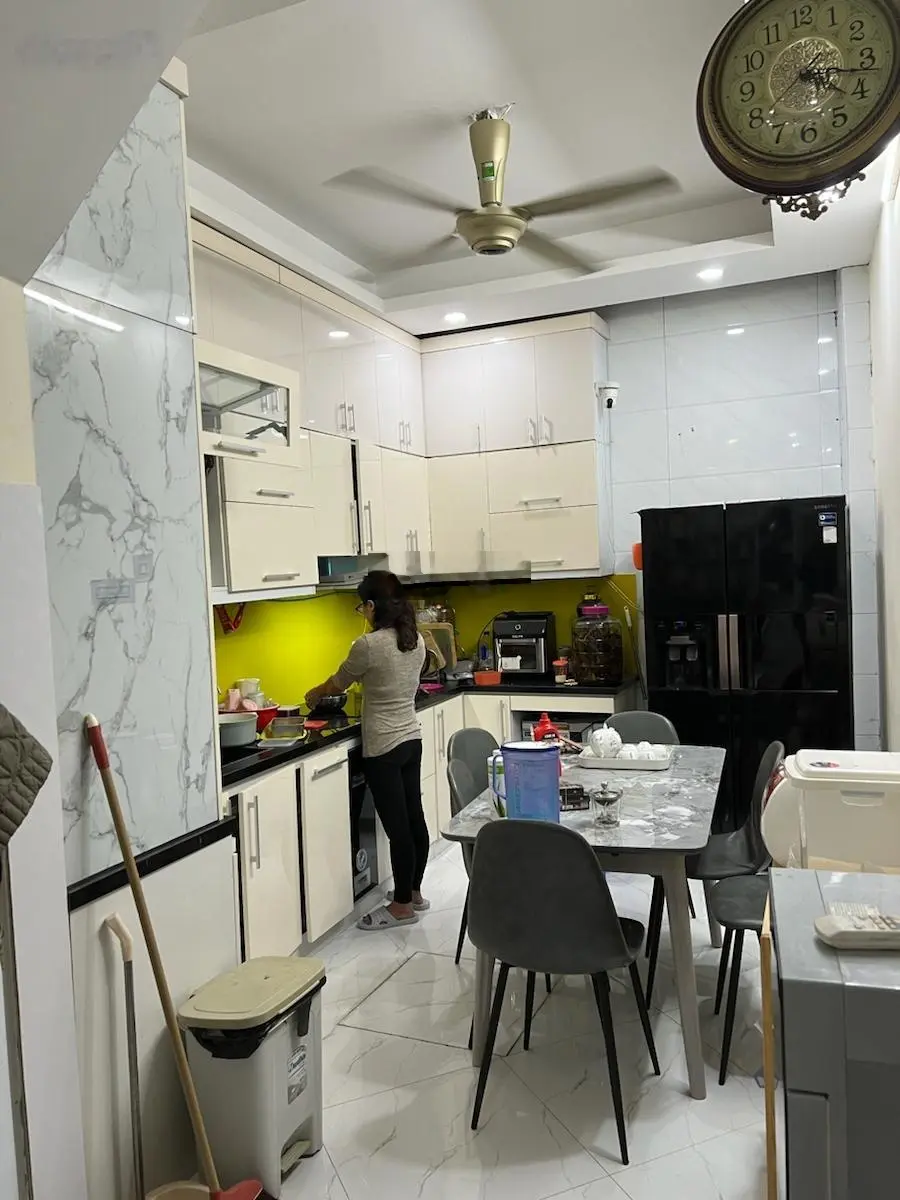 Nhà Lĩnh Nam 41m2 4 tầng - giá 6ty500 - sổ đỏ
