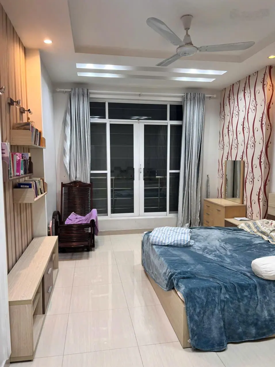 Bán gấp nhà 2 mặt tiền đường số 6, phường 4, quận 4
