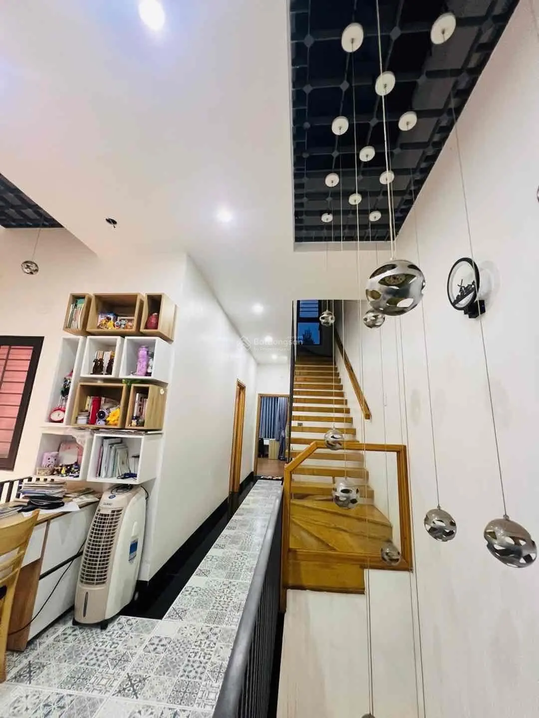 Ngân hàng thanh lý căn nhà 3 tầng ngay khu Nam Việt Á. DT 86m2. Giá chỉ 5 tỷ