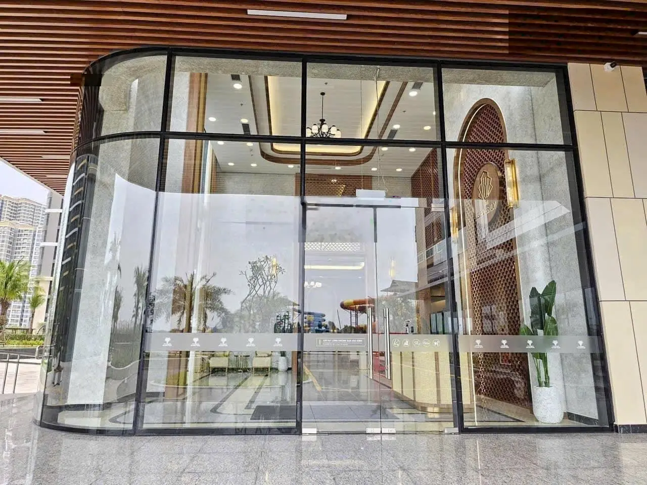 Căn hộ 2PN Vinhomes Q9 kế bên trung tâm thương mại Vincom, nhận nhà ở ngay CK tới 11%, chỉ 2,3 tỷ