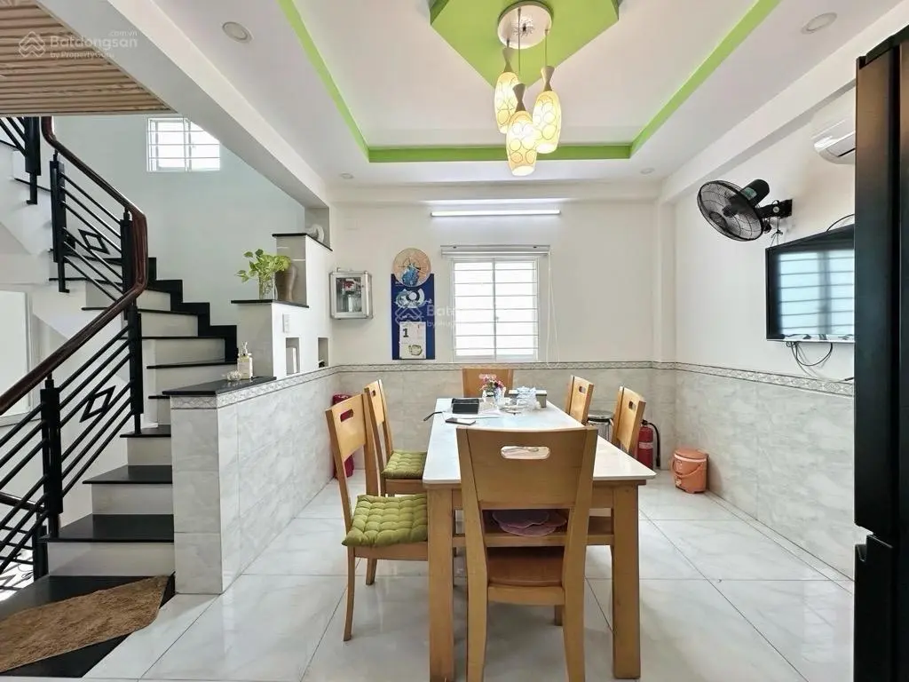 Bán nhà Tôn Thất Thuyết Quận 4 - 5 Tầng - 54m2 - 5 tỷ nhỉnh - hẻm 5m - tiện kinh doanh