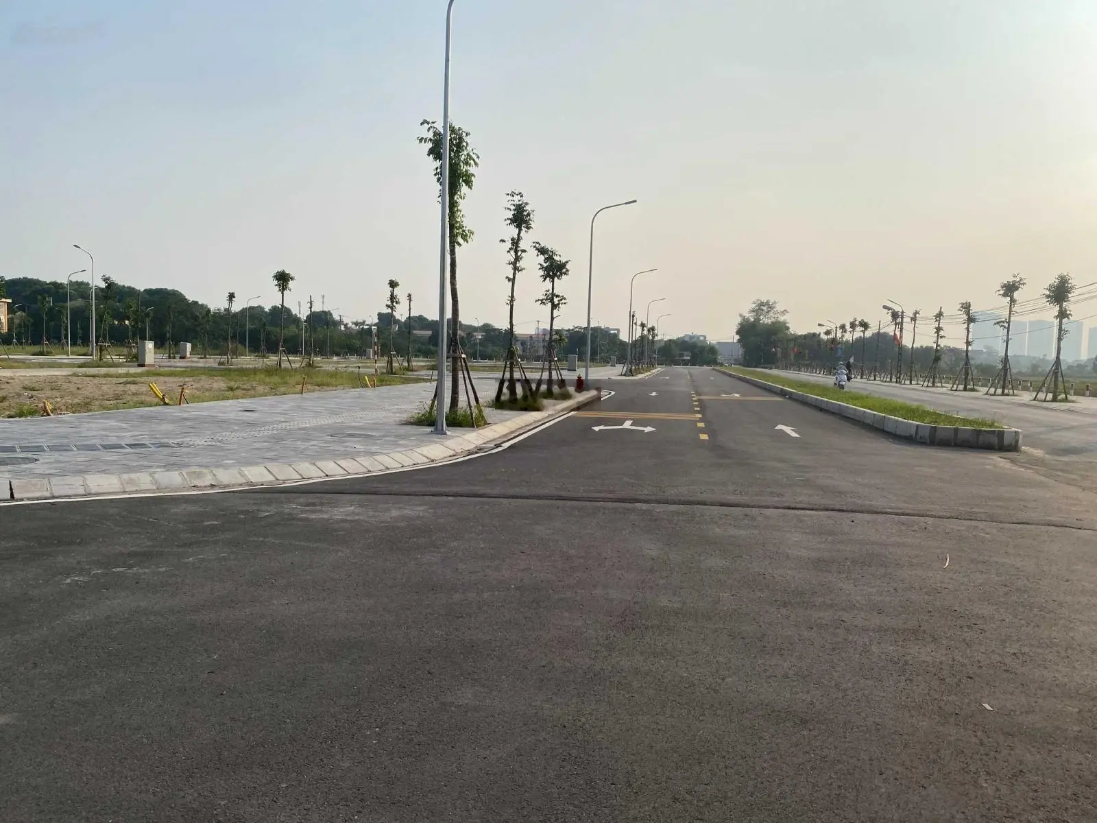 Bán đất tái định cư Bộ Công An - Mai Lâm - Đông Anh. DT 56m2, đường rộng 13m, 2 mặt thoáng