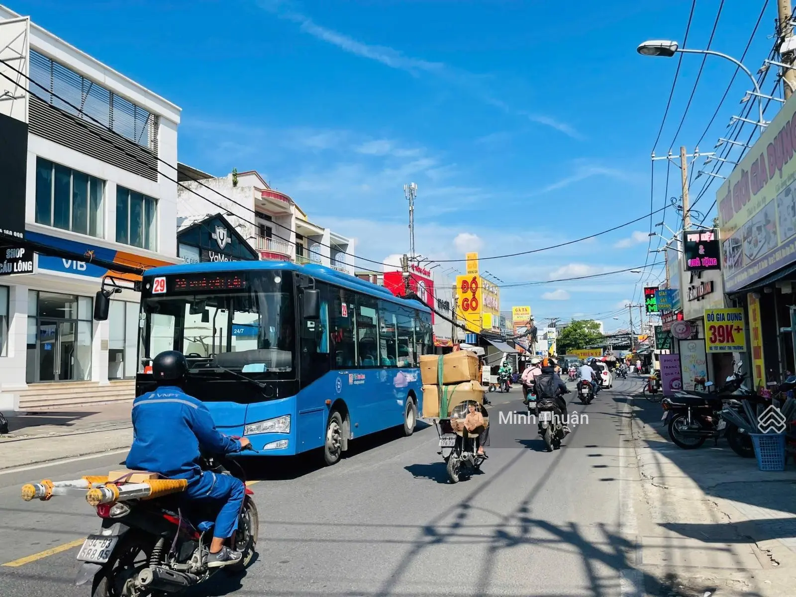 Chốt nhanh - Chủ gửi nhà 4 Tầng - MT Đỗ Xuân Hợp - DT: 145m2 -Giá tốt chỉ 22 tỷ