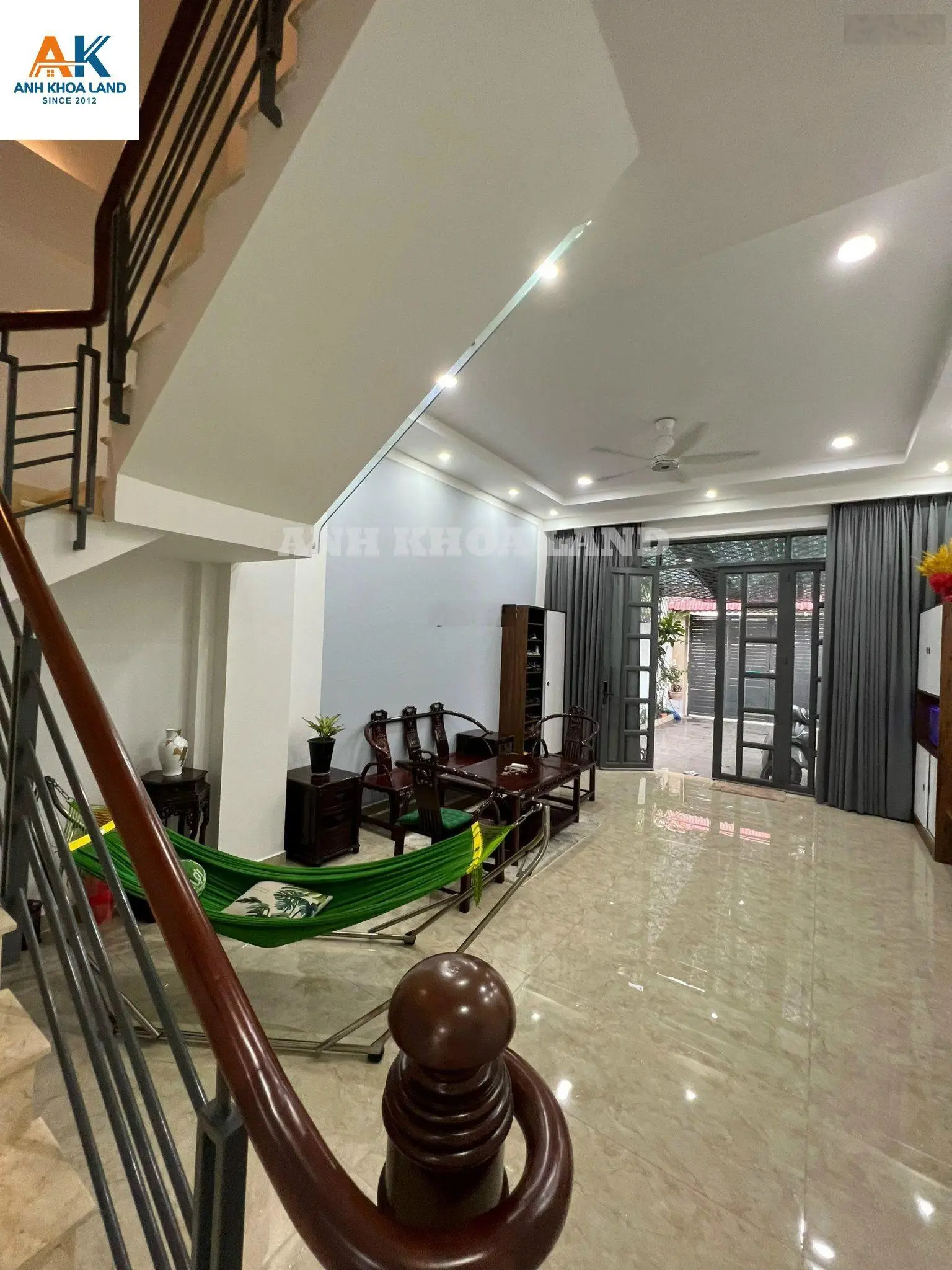Nhà mặt tiền 1t1l đường cầu xây 2-sát hoàng hữu nam 2 xe hơi ngủ trong nhà-dt 160m2 giá 12tỷ