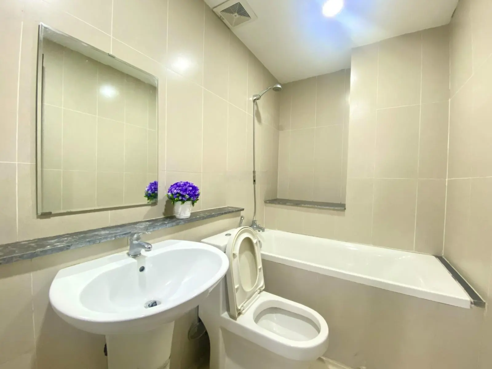 Bán gấp căn hộ tại usilk city giá tốt nhất chỉ 4,5 tỷ vnd, 89m2, 2 pn