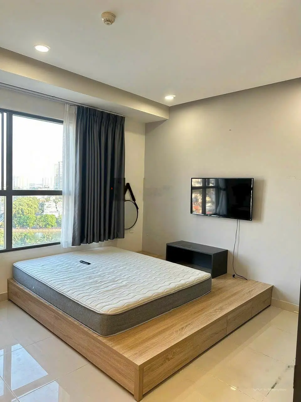 The Sun Avenue Ofifcetel tầng trung view đẹp Đông Nam full nội thất cao cấp giá bán nhanh 1,890 tỷ