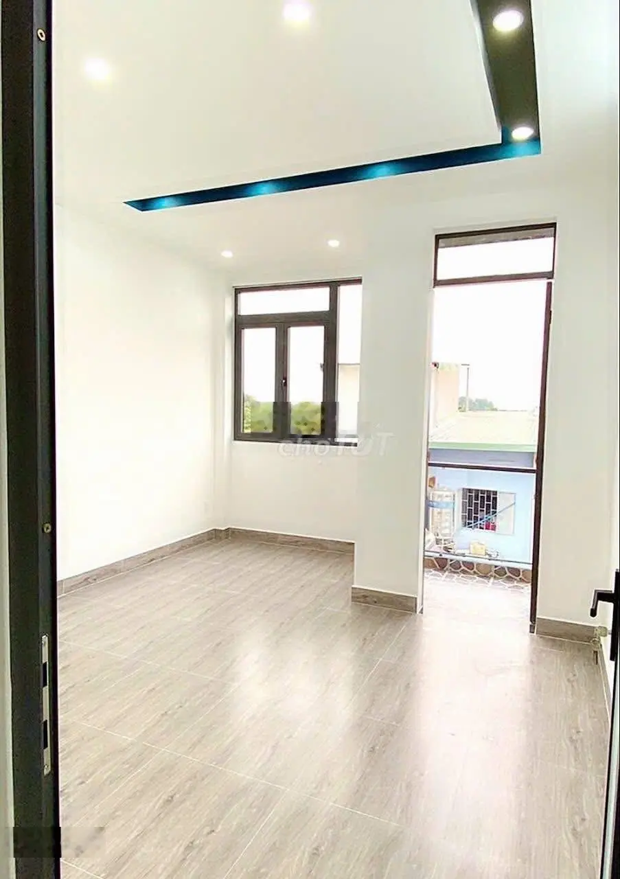 Bán nhà ngay KDC Cảng Phú Hữu DT 70m2 nằm ngay chợ Phố Đông SHR cách đường Nguyễn Thị Tư chỉ 70m