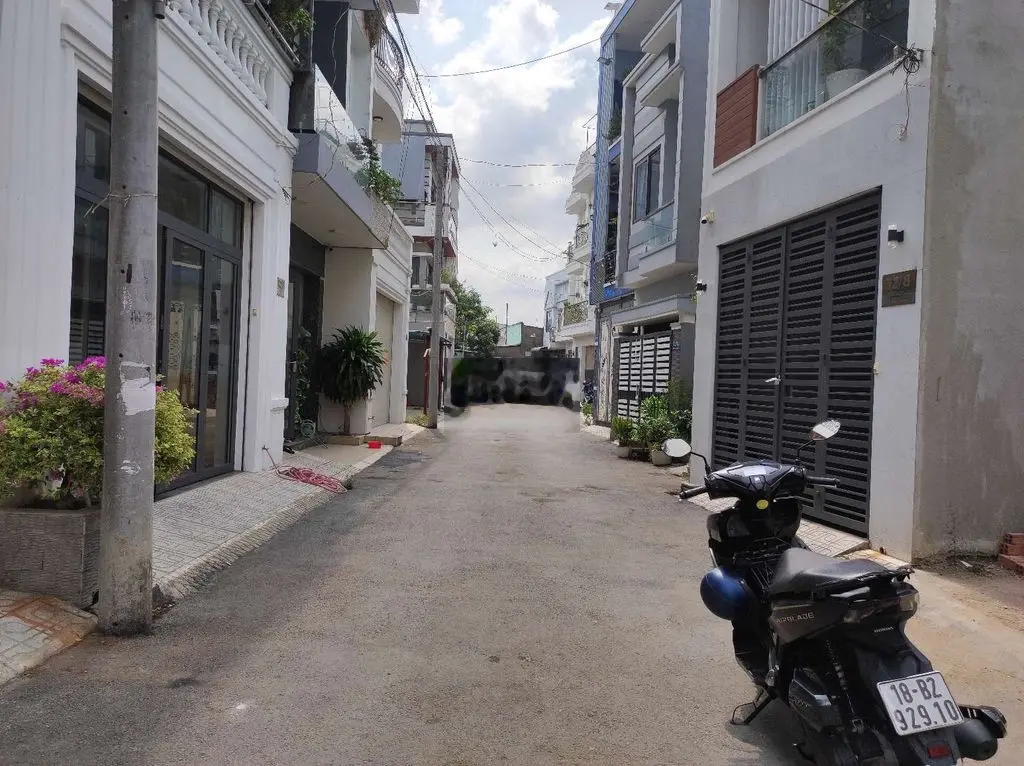 BÁN NHÀ 1 TRỆT 2 LẦU GẦN TIỂU HỌC AN BÌNH CHỈ 4,25 TỶ