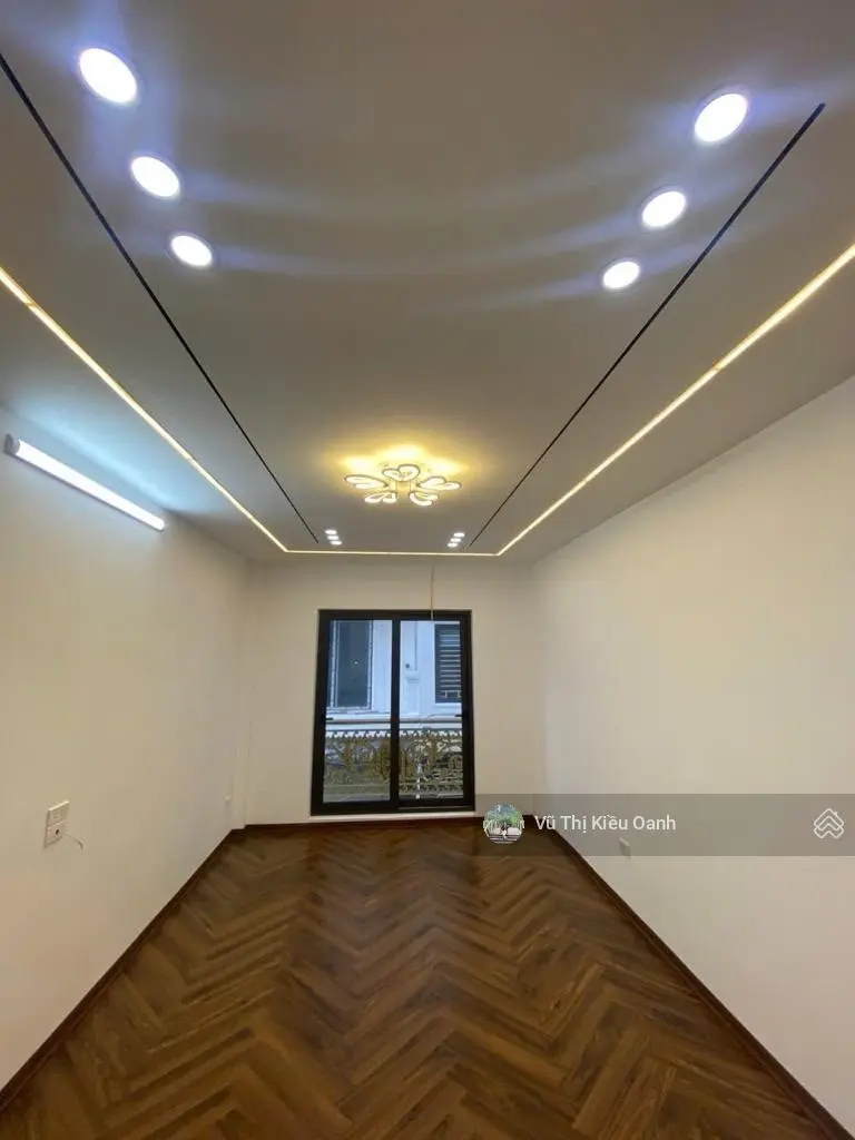 Bán nhà Hoàng Mai, ô tô ngủ trong nhà,lô góc,2 thoáng,kinh doanh, hàng xóm Gamuda, 46m2x5T,10.8 tỷ