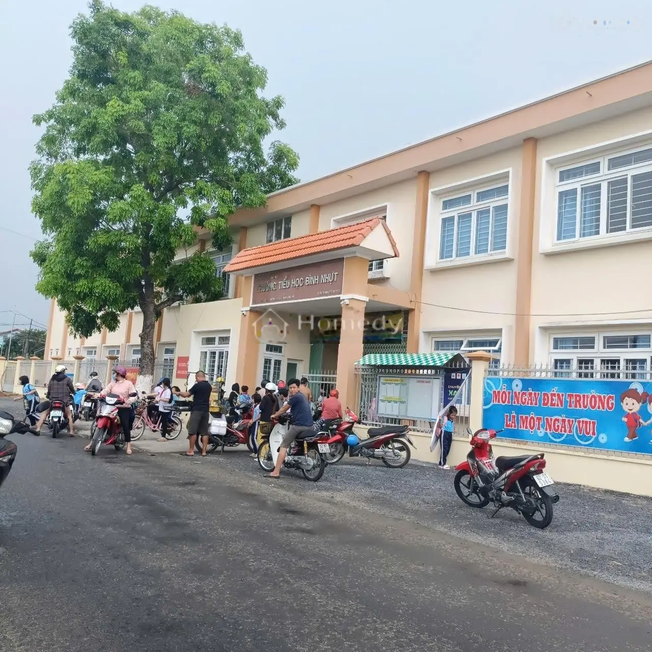 Kẹt tiền làm ăn,cần ra gấp nhà cấp 4 - 7 x 22,ngay ngã tư bình nhựt,huyện bến lức