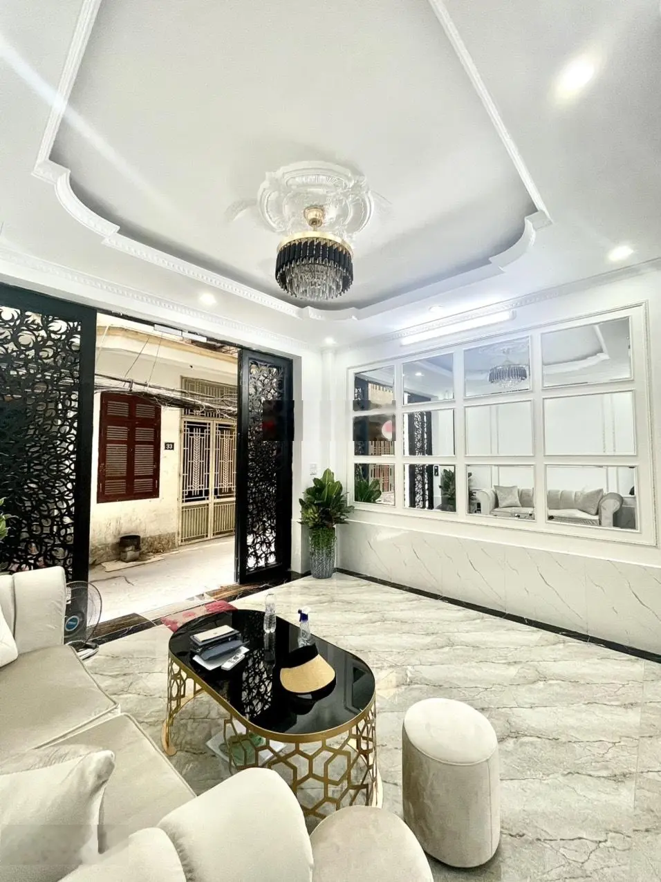 Bán chung cư mini phố Nguyễn Hữu Thọ, Ngọc Hồi, DT 100m2x7T mới tinh 24 phòng giá 17.9 tỷ