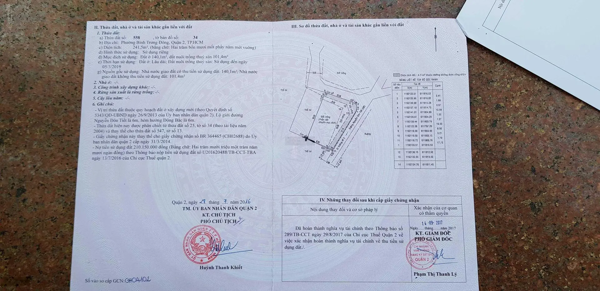 Bán đất chính chủ Quận 2. DT: 241m2. Góc 02 mặt đường. Giá: 12,4 tỷ