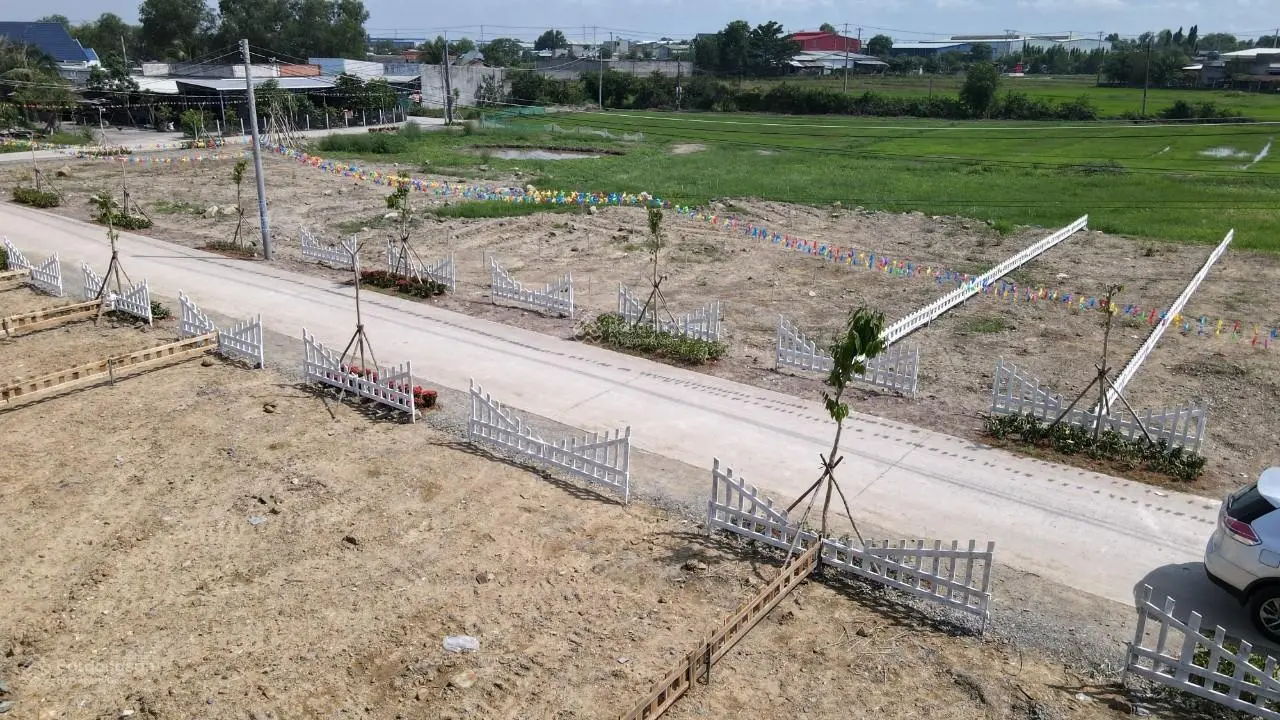 Nằm ngay mặt tiền ĐT 824, Đức Hòa Đông, Long An