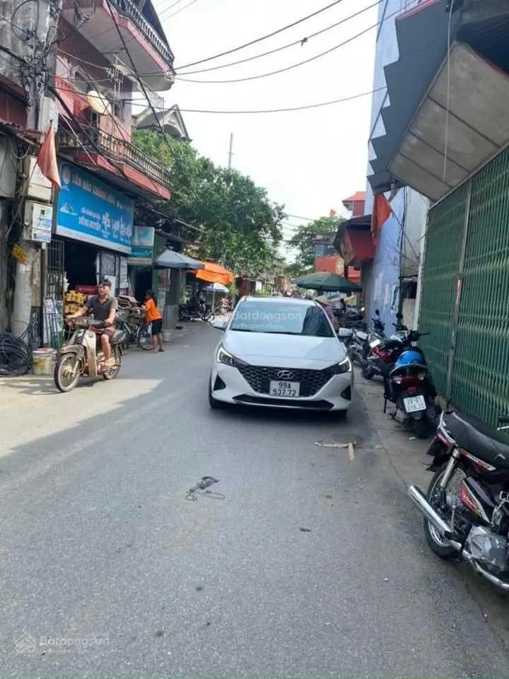 Bán lô đất 3 mặt tiền chia đôi được đường thông tại Hương Mạc thành phố Từ Sơn