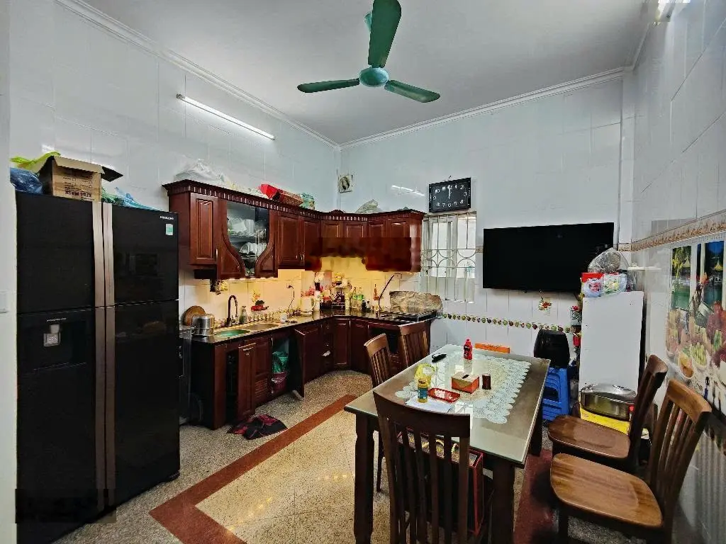 Bán nhà tại Quang Trung, Hà Đông. 40m2 gần ga tàu điện. 8 tỷ mốt