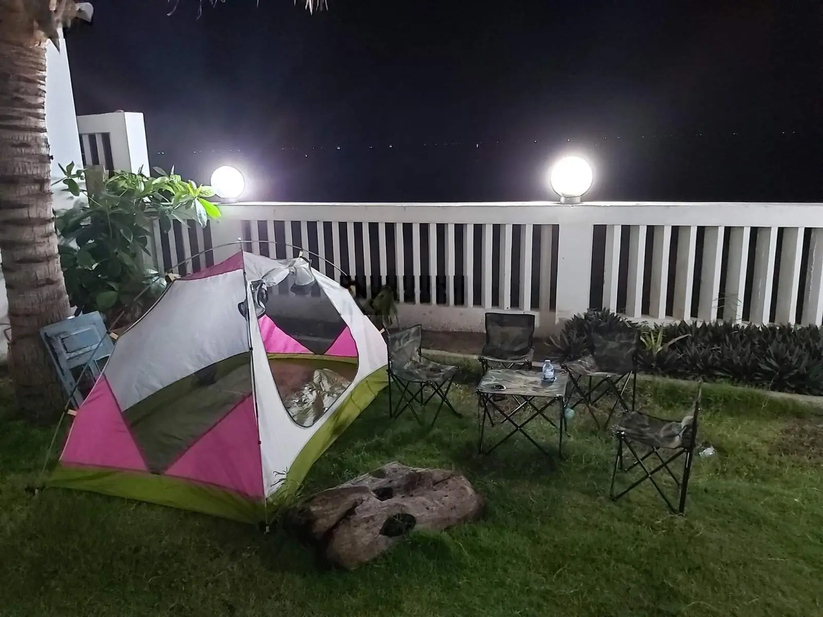 Bán nhà biệt thự Đơn Lập Mặt Tiền Biển - Sổ Hồng Lâu Dài - View Đẹp Hiếm Có, cách Novaworld 3 km