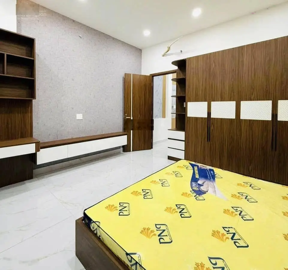 Hót, Bán nhà MT 7A Thành Thái, P14 Quận 10, Dt 65m2, 1 trệt 1 lầu, Sổ hồng riêng, Giá 3 tỷ 550