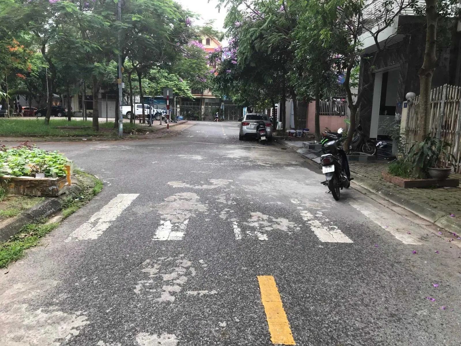 Cần bán lô đất hướng Đông tại khu Vạn Phúc, Thanh Bình. Diện tích 76m2