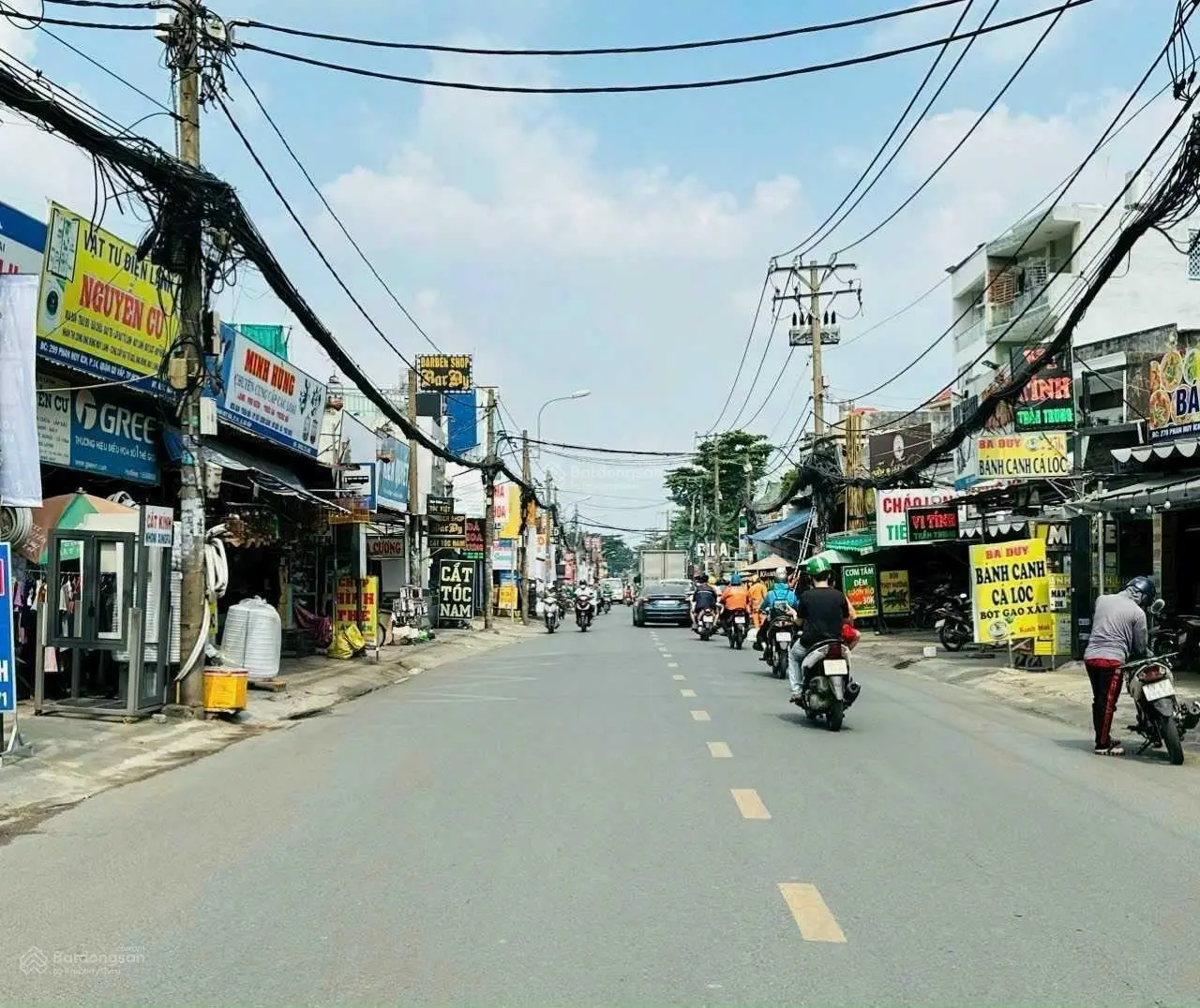 CC bán nhà MT Phan Huy Ích (hàng xóm Emart),DT 7x20m, 4 tầng, giá 14,9 tỷ, LH 0919 818 *** gặp Mr Nam