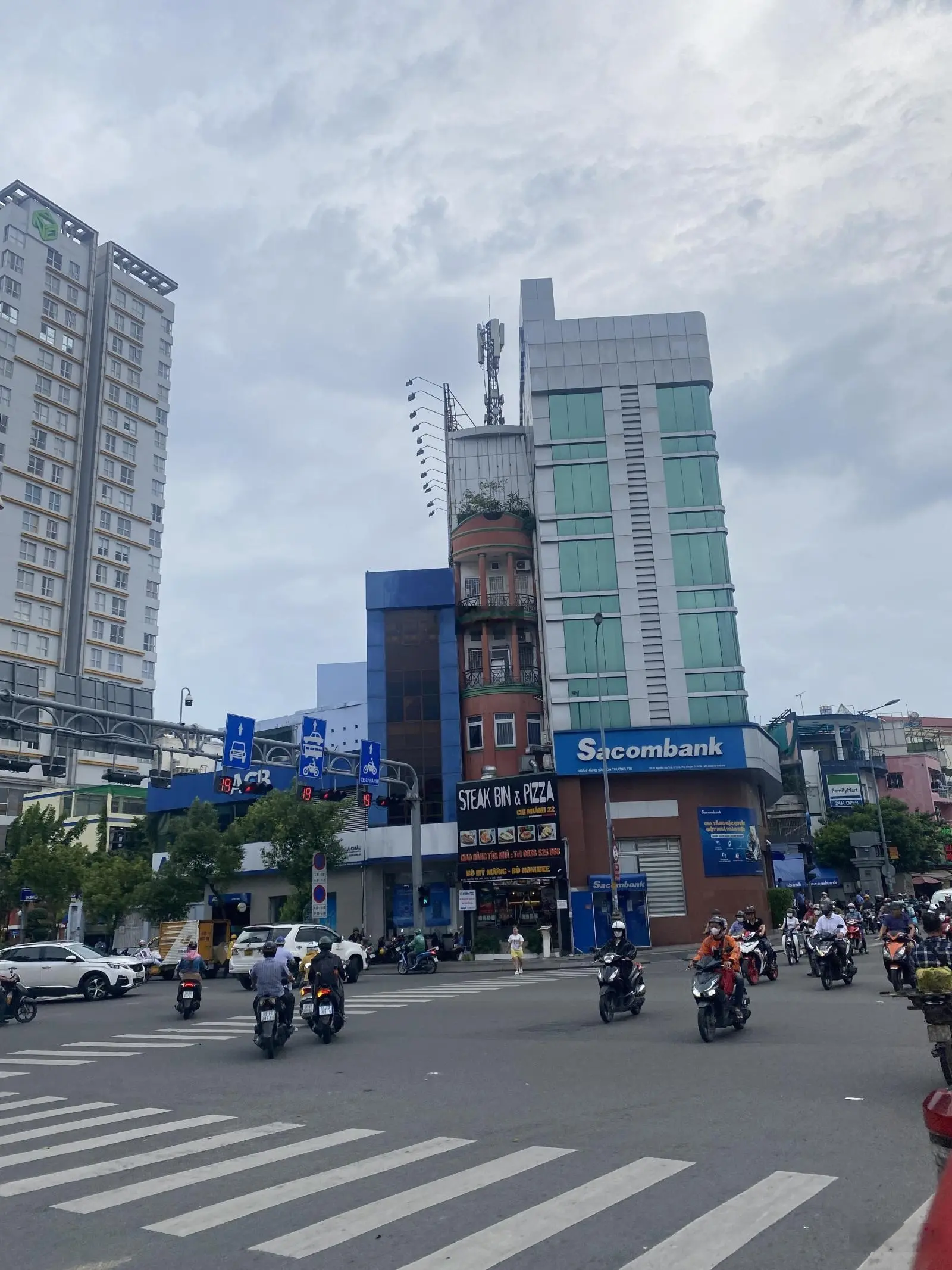 Rẻ nhất MT đường Huỳnh Văn Bánh, Q.Phú Nhuận, ngay đoạn Nguyễn Văn Trỗi, DT 7x15,4m, 28 tỷ