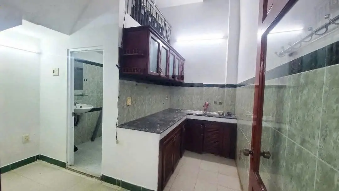 Gần chợ, chủ ngộp bán với giá cắt lỗ hơn 400tr so với năm 2024. Nhà pháp lí sổ hồng riêng