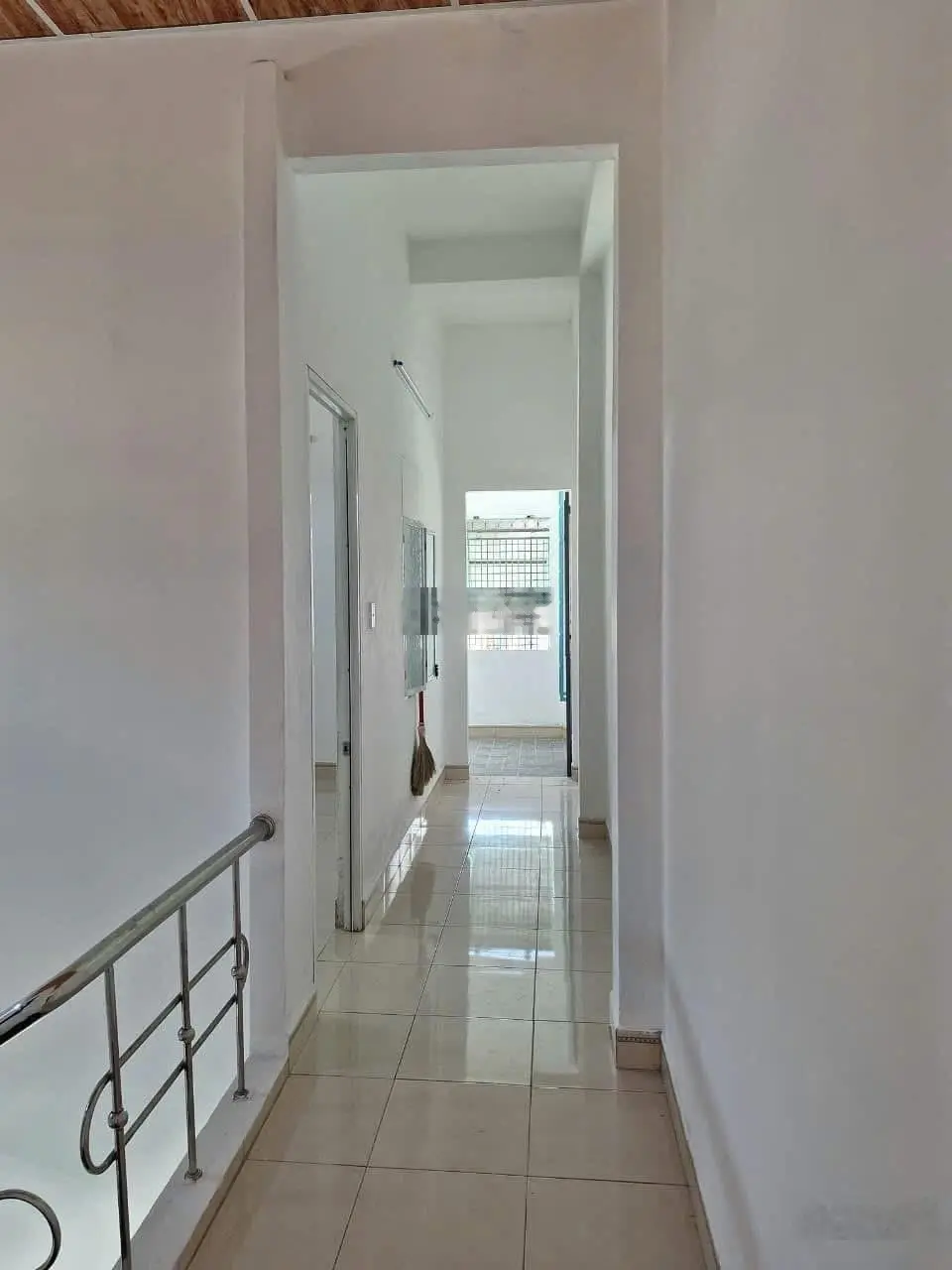 Nhà 2 tầng đường Hoà Minh 3 . - Diện tích 72m2 ngang 4m5