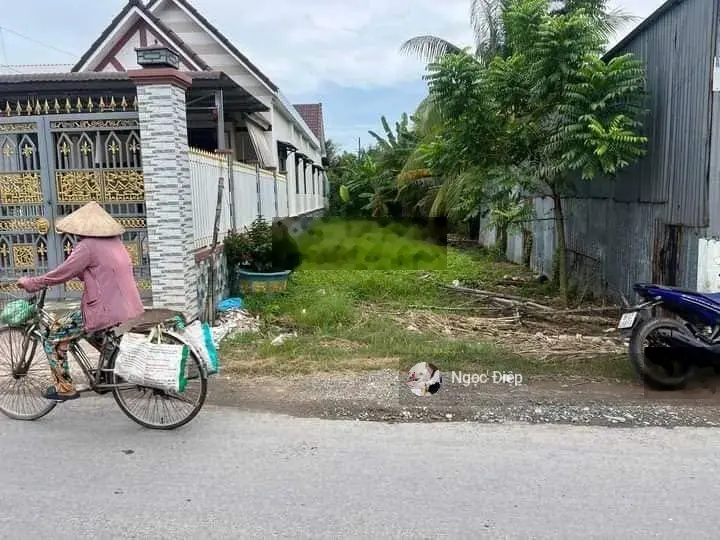Bán gấp đất đường Nguyễn Văn Nguyễn gần Quảng Trường Bến Tre, Mỹ Thạnh An, Bến Tre, 120m2/SHR