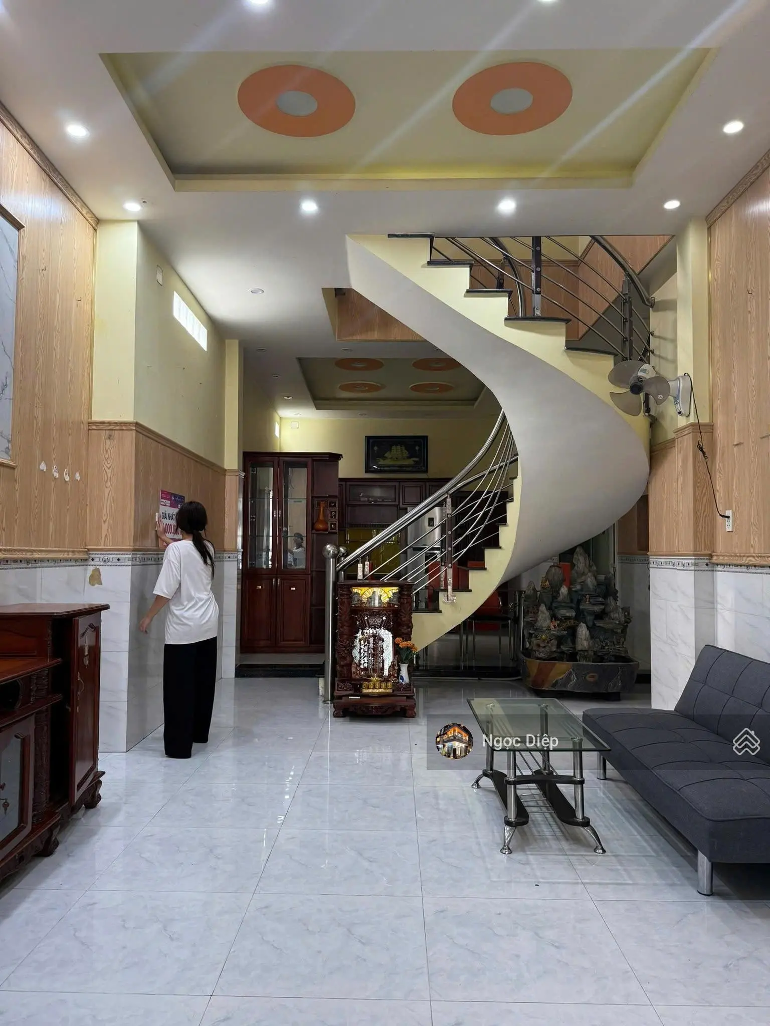 Bán nhà đẹp tại Hùng Vương, 1,53 tỷ, 85 m2, 3PN, 3WC, 1 trệt 1 lầu