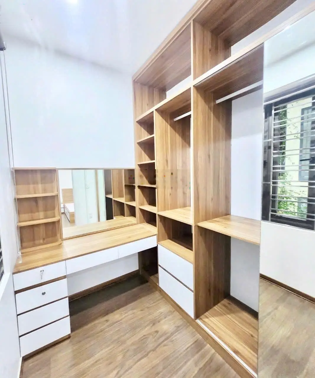 Bán nhà Nguyễn Đức Cảnh chỉ 10 bước chân ra đến Hồ Tam Bạc
