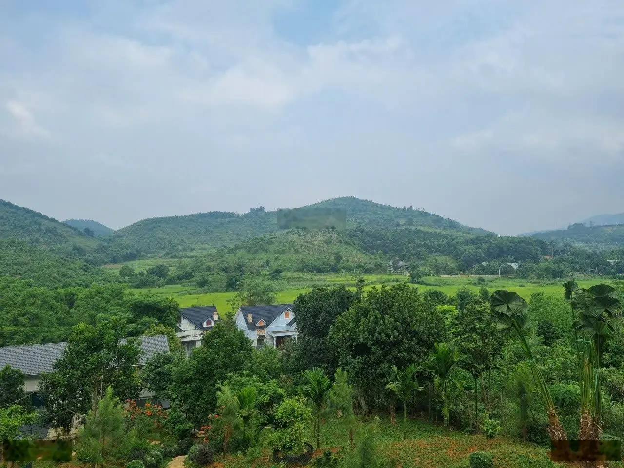 Chính chủ bán biệt thự 3700m2 xã Yên Trung, đường 2 oto tránh trục chính 446 giá 18tỷ 0916393862