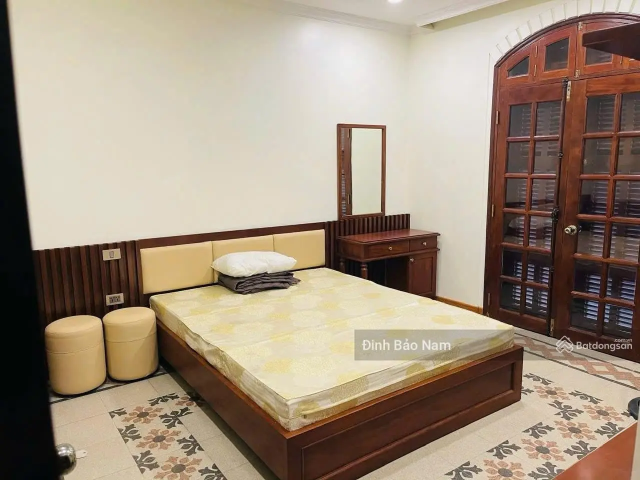 Đặng thai mai 100m 5 tầng thang máy thiết kế biệt thự mt 20m lô góc 2 mặt tiền ô tô vào nhà sổ đẹp