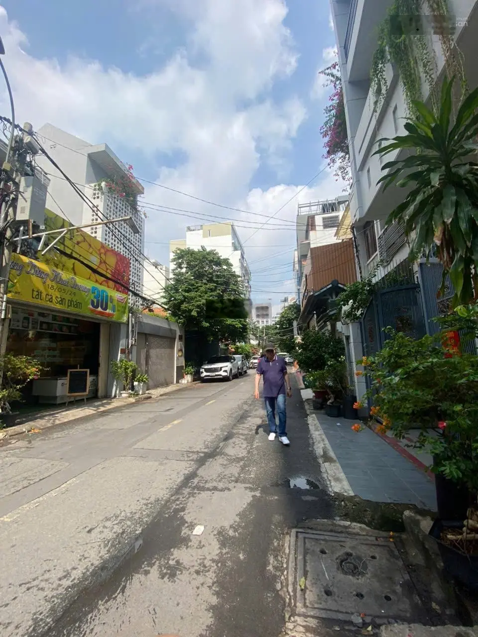 Giảm 8 tỷ! Bán gấp MT khu Sân Bay 11 x 20m, Phường 2 giá 42 tỷ giảm còn 34 tỷ