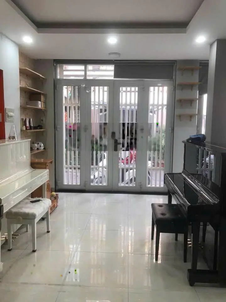 Đẳng cấp - sát mặt tiền Phan Đăng Lưu - P. 3 - Bình Thạnh. Ngang to (6x9m) 2 tầng + 3PN + HĐT 29tr