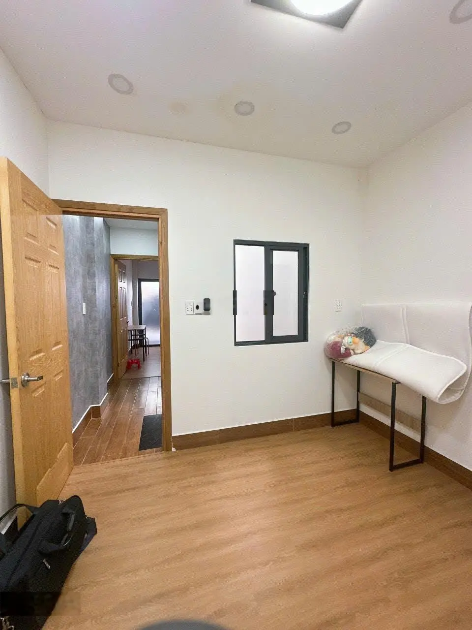 Nhà Bình Thạnh giá tốt, chỉ nhỉnh 4 tỷ, nở hậu, tặng full NT cho khách thiện chí. LH 0906 435 ***