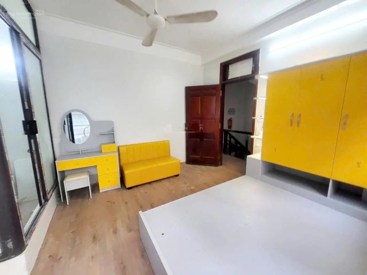 Bán nhà Triều Khúc mặt ngõ, 2 ôtô tránh nhau. DT 43m2 xây 5 tầng cho thuê dòng tiền. LH 0973 577 ***
