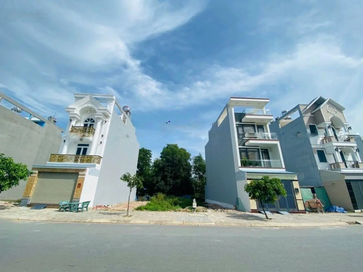Chính chủ bán gấp 3 lô đất đường 34, KDC Tên Lửa, gần Aeon Mall Q. Bình Tân, DT 80m2, SHR, XDTD