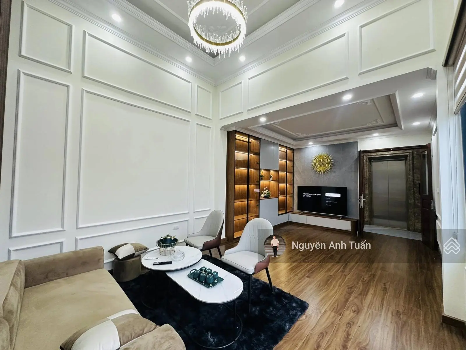 Bán nhà phố Nguyễn Văn Huyên, Cầu Giấy 7 tầng thông sàn ô tô tránh ngõ thông DT 45m2 x 7 tầng