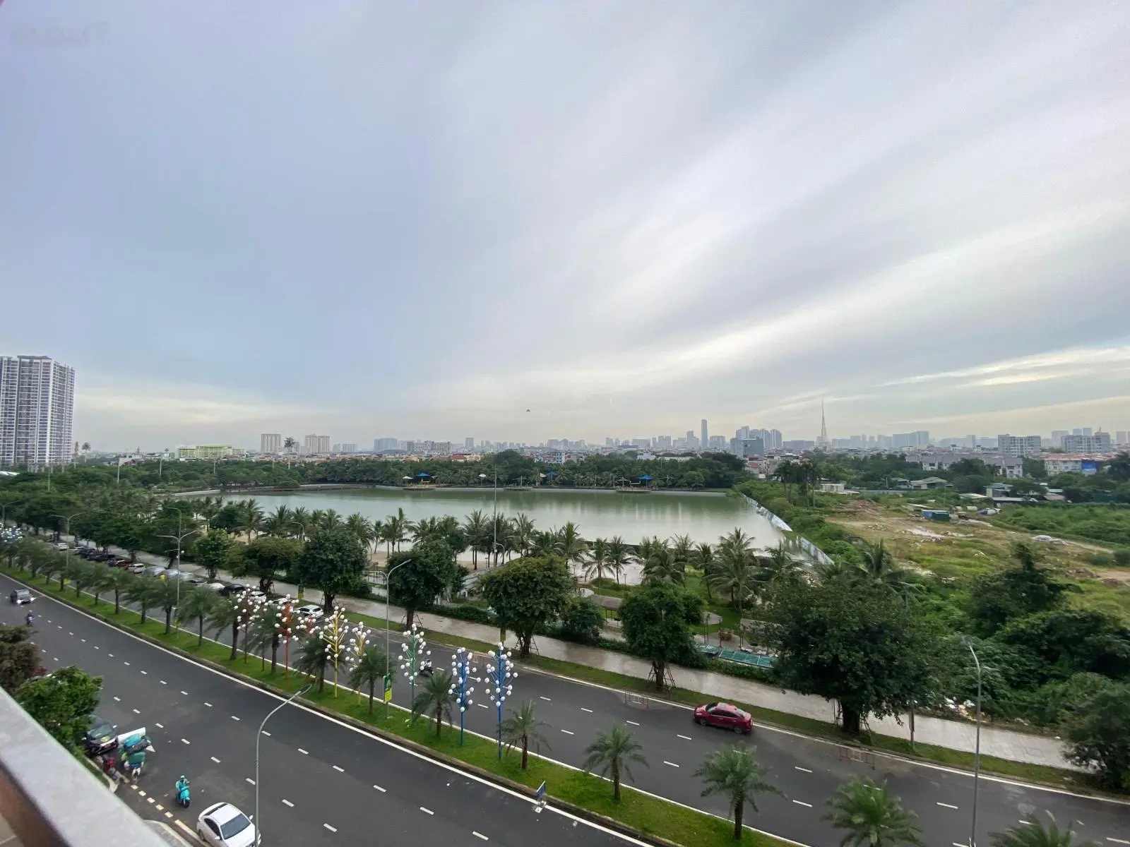 Bán Căn 2PN view hồ cực hiếm tầng trung. Toà B Masteri West heights giá rẻ nhất thị trường, bao phí