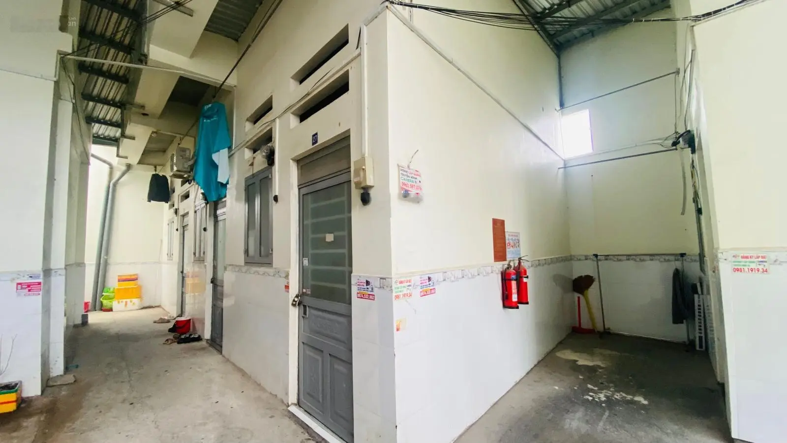 Bán 811m2: Có sắn 45 căn phòng trọ + nhà cấp 4 đường 102, Tăng Nhơn Phú A, giá 35 tỷ TL