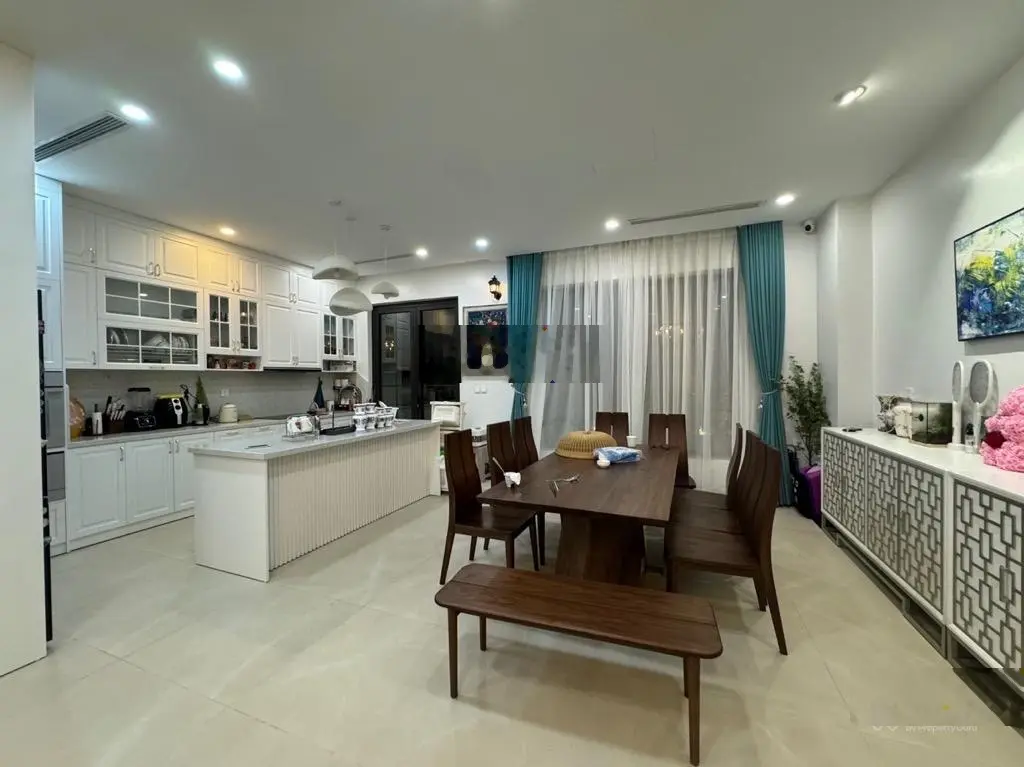 Chính chủ cần bán căn biệt thự nằm trong khu đô thị đáng sống nhất Việt Nam Vinhomes riverside