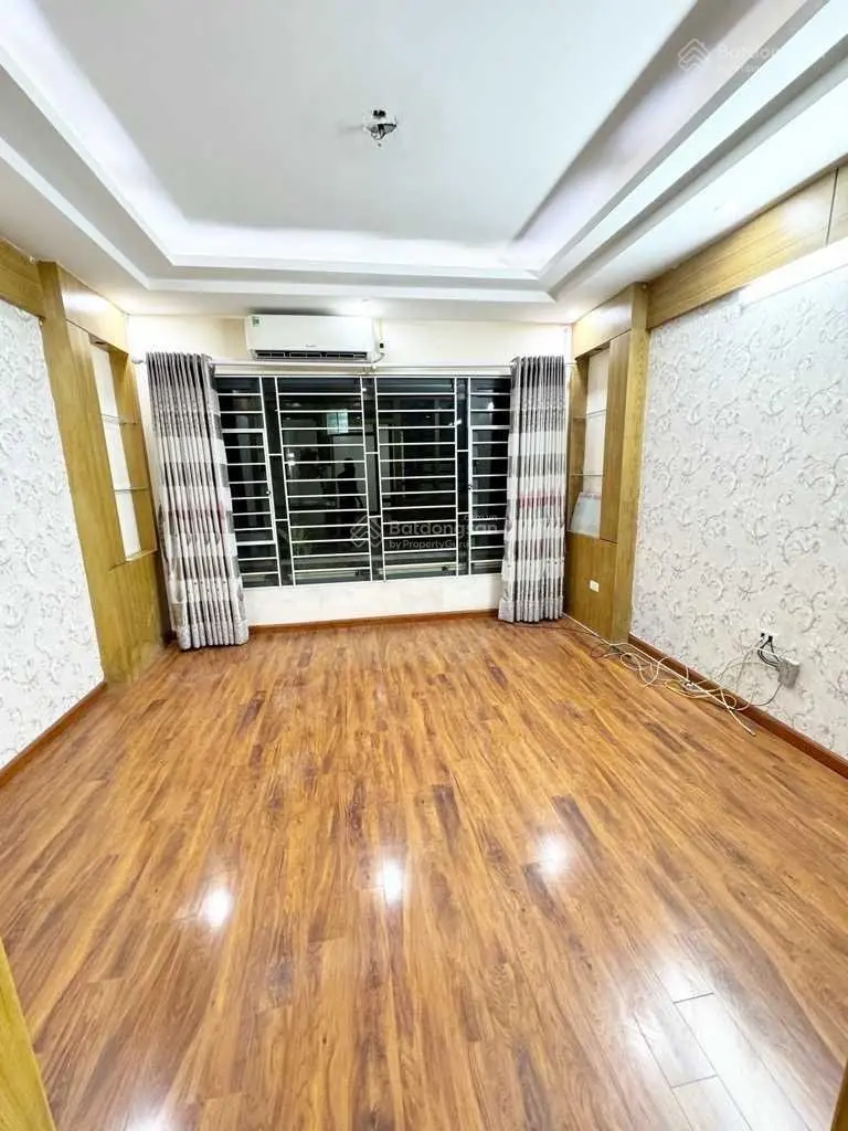 Bán nhà riêng tại Thanh Xuân Bắc, ô tô vào nhà 5 tầng - 9 tỷ 6