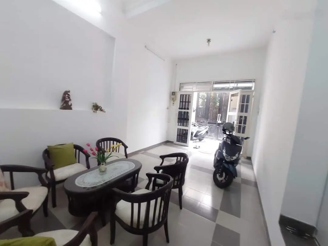 Bán nhà khu bên sông - Gigamall Phạm Văn Đồng chưa qua đầu tư, SHR. Khu cán bộ an ninh dân trí cao
