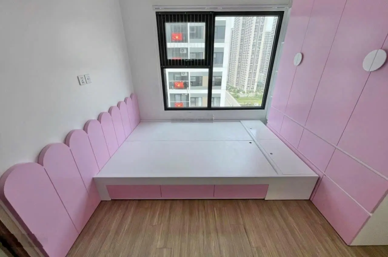 Chính chủ bán căn 3PN 75m2 tòa S402 Vinhomes Smart City Tây Mỗ full đồ sẵn sổ. Giá: 4,4 tỷ bao phí